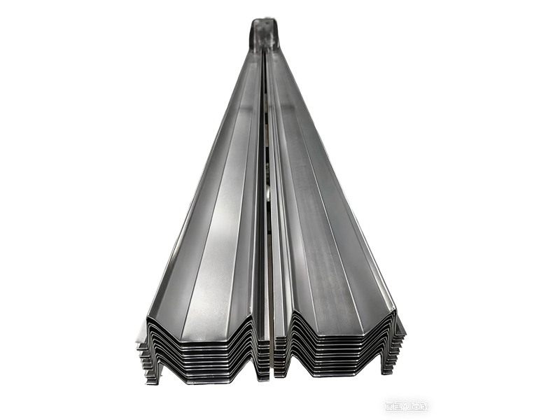 M-type BIPV water gutter
