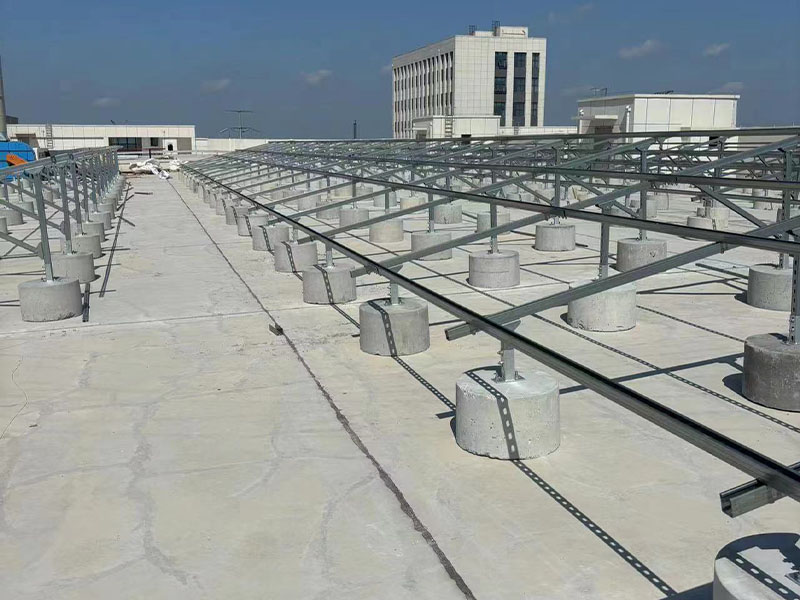 What Should You Ask a Solar Mounting System Manufacturer Before Ordering?